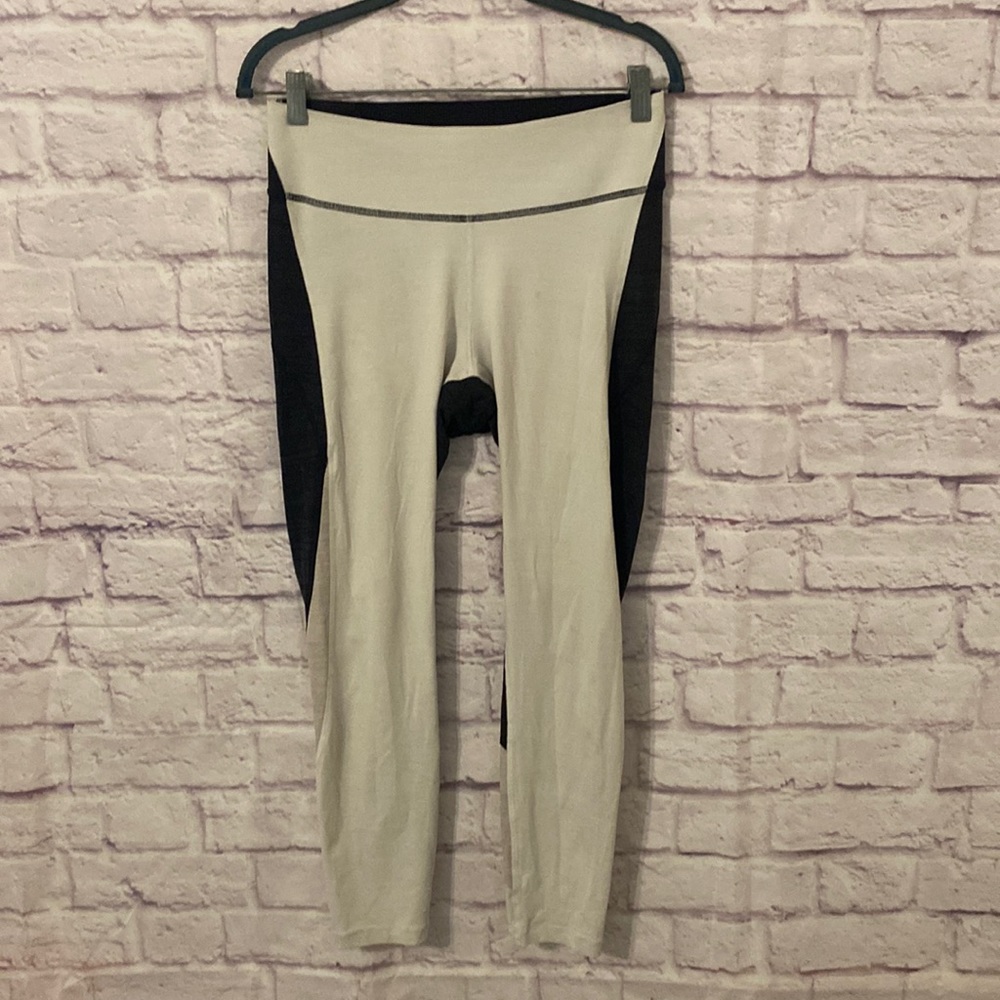 Outdoor Voices two-time leggings